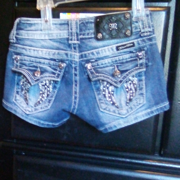 MissMe - Picture 3 of 4